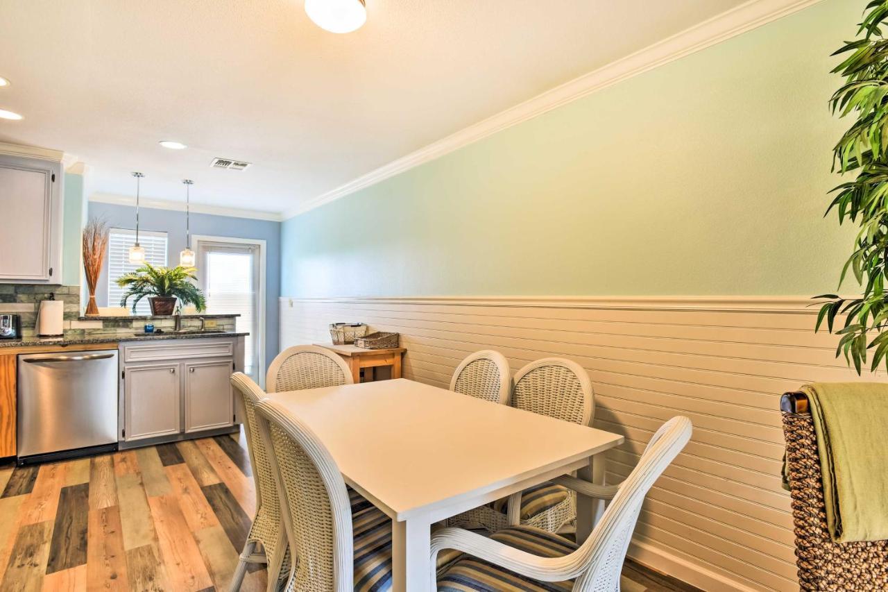 Spacious Port Aransas Condo Near Beach And Golfing Bagian luar foto